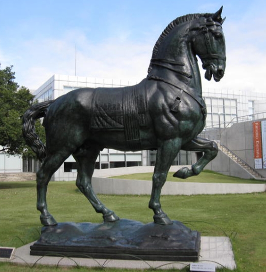 bronze statue horse