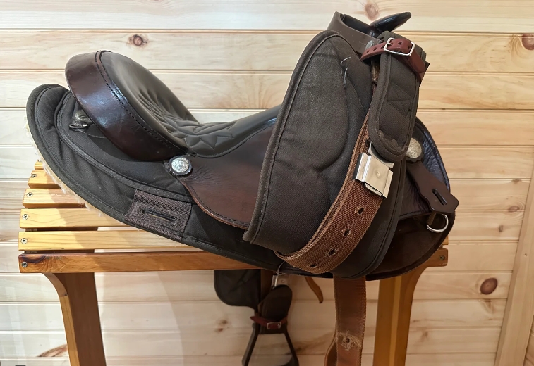 big horn arabian trail saddle